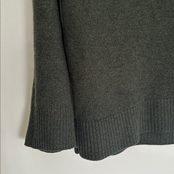 VINCE. Ribbed Shawl Collar Tunic in Moss - Picture 5 of 9